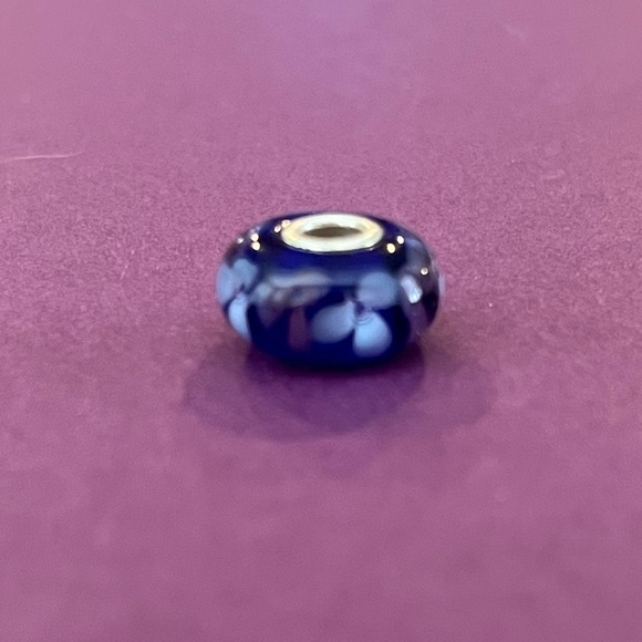 Trollbeads blue Double Flower bead. - Picture 2 of 9